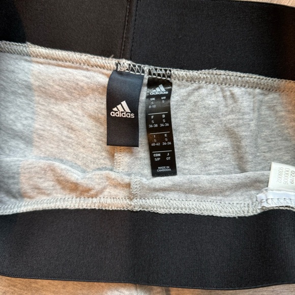 Adidas full length gray leggings - Picture 2 of 3